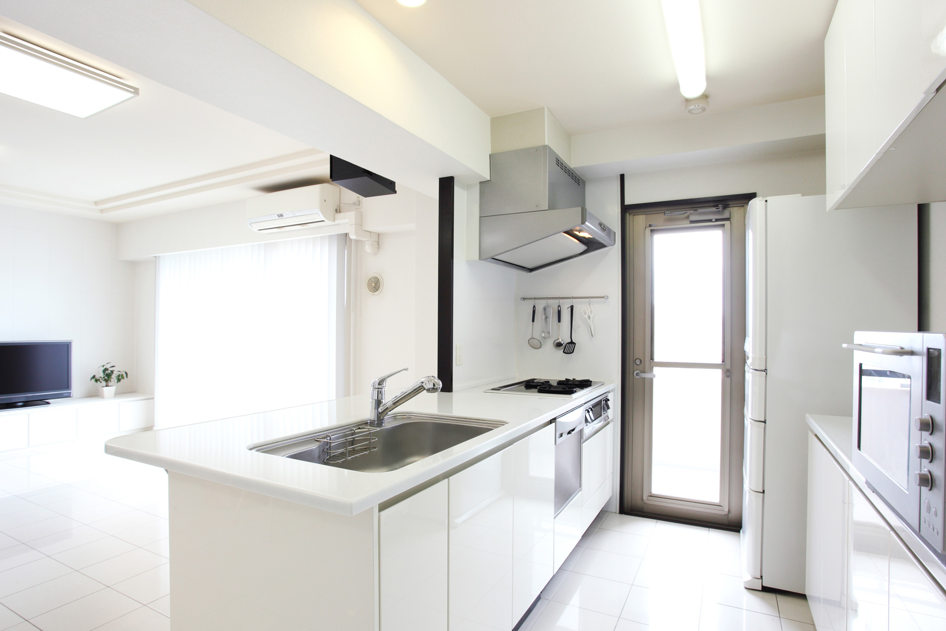 水まわりリフォーム・シャッター電動化工事ならプロ職人がいるマイタックへ